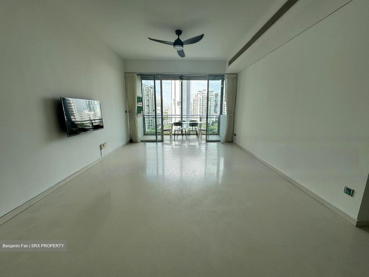 M21 (D11), Apartment #624098041
